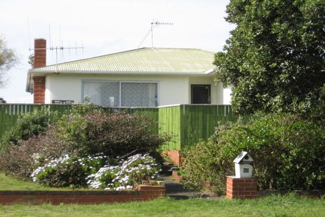 Photo of property in 60 Thatcher Street, Castlecliff, Whanganui, 4501