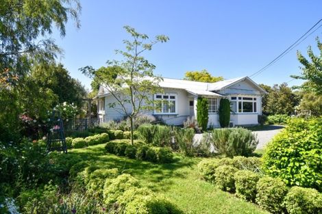 Photo of property in 10 Armstrong Avenue, Carterton, 5713