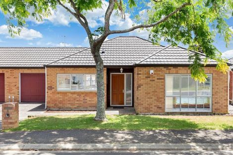 Photo of property in 8 Kilmarnock Avenue, Ranui, Auckland, 0612