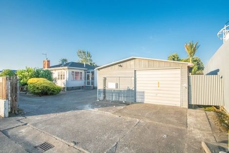 Photo of property in 1057 Tremaine Avenue, Roslyn, Palmerston North, 4414