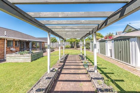 Photo of property in 12 Norfolk Drive, Otamatea, Whanganui, 4500