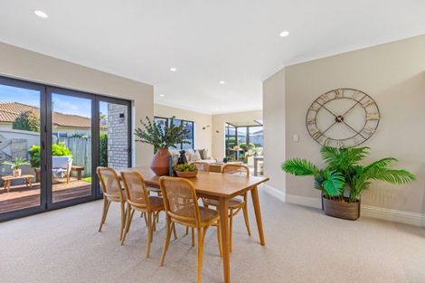 Photo of property in 123 Oriental Parade, Papamoa Beach, Papamoa, 3118