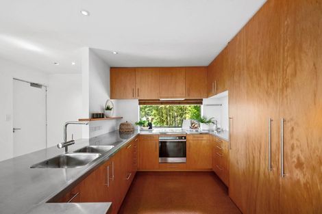 Photo of property in 2/21 Clifton Road, Hauraki, Auckland, 0622