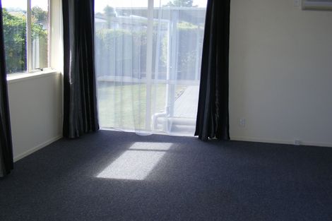 Photo of property in 63 Richmond Avenue, Richmond Heights, Taupo, 3330