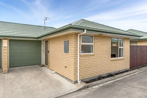 Photo of property in 2/24 Avonhead Road, Avonhead, Christchurch, 8042