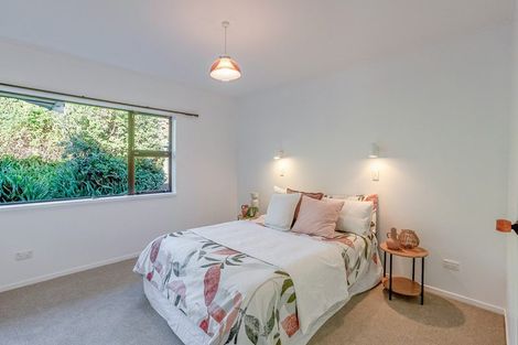 Photo of property in 16 Huia Street, Waikanae, 5036