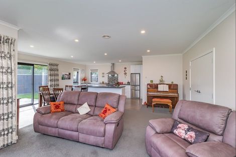 Photo of property in 21 Weld Street, Levin, 5510