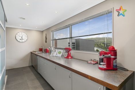 Photo of property in 22d Drummond Crescent, Kelson, Lower Hutt, 5010