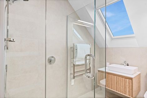 Photo of property in 3 Maude View Road, Hawea Flat, Wanaka, 9382