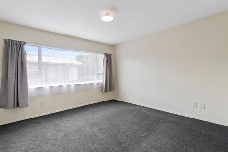 Photo of property in 1/27 Woodglen Road, Glen Eden, Auckland, 0602