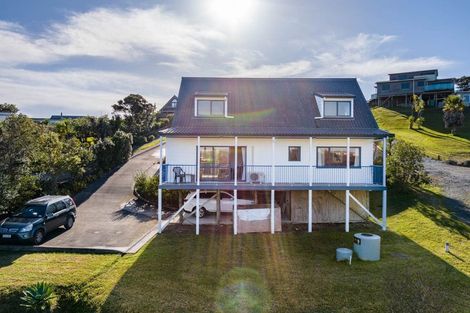 Photo of property in 56 Cullen Street, Mangawhai Heads, Mangawhai, 0505
