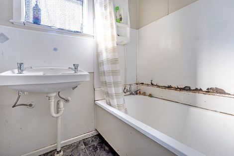Photo of property in 37 Munro Street, Elgin, Gisborne, 4010