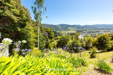 Photo of property in 39 Sylvan Way, Silverstream, Upper Hutt, 5019