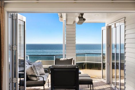 Photo of property in 203 Marine Parade, Mount Maunganui, 3116