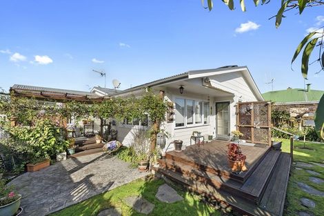 Photo of property in 4 Martin Street, Fairfield, Hamilton, 3214