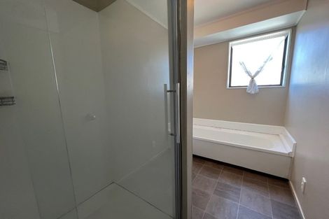 Photo of property in 4/1 Rebecca Rise, Weymouth, Auckland, 2103