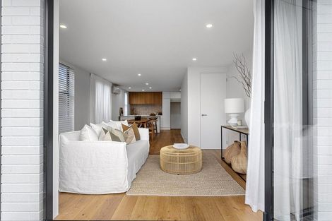 Photo of property in 40a Clare Road, St Albans, Christchurch, 8014