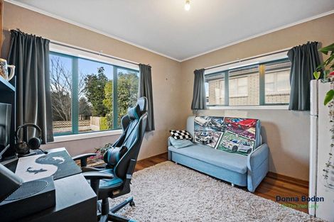 Photo of property in 11 Moloney Terrace, Pukekohe, 2120