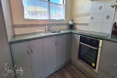 Photo of property in 6 Ash Grove, Maungaturoto, 0520