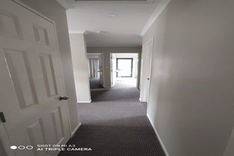 Photo of property in 12 Tavua Lane, Ranui, Auckland, 0612