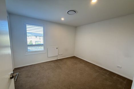 Photo of property in 18 Rara Lane, Manukau, Auckland, 2104