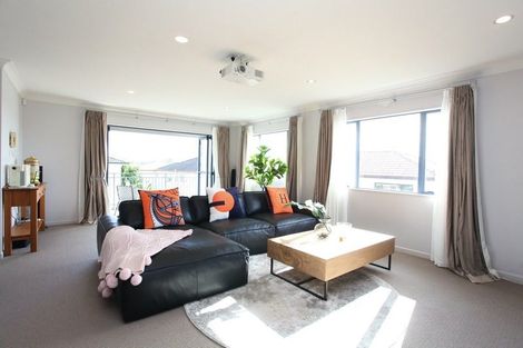 Photo of property in 50 Amberwood Drive, Northpark, Auckland, 2013