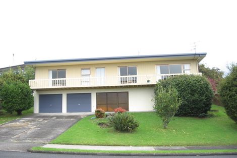 Photo of property in 34 Haseler Crescent, Howick, Auckland, 2014