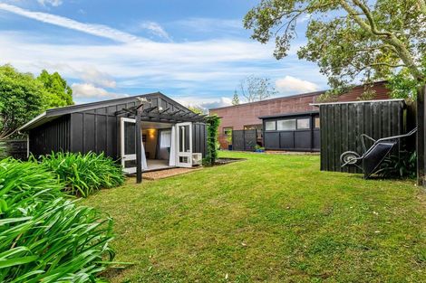 Photo of property in 279 Royal Road, Massey, Auckland, 0614