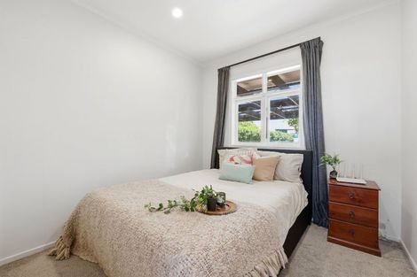 Photo of property in 2/135 Bucklands Beach Road, Bucklands Beach, Auckland, 2012