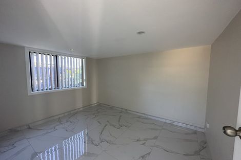 Photo of property in 4 Convair Crescent, Mangere, Auckland, 2022