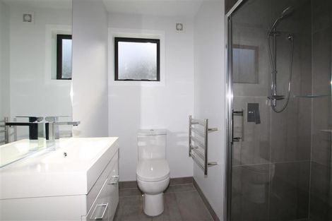 Photo of property in 2 Carder Court, Hobsonville, Auckland, 0618