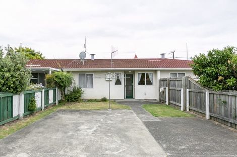 Photo of property in 52a Puketapu Road, Taradale, Napier, 4112