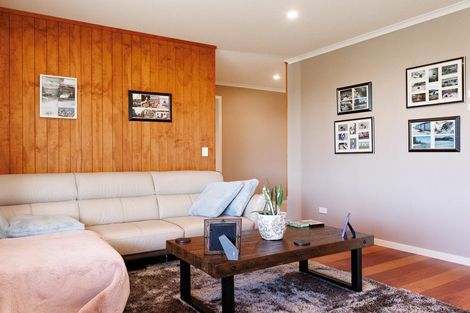 Photo of property in 15 The Drive, Twizel, 7999