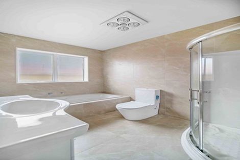 Photo of property in 10 Huahua Crescent, Papakura, 2110