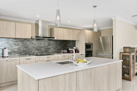 Photo of property in 4 Hislop Way, Johnsonville, Wellington, 6037