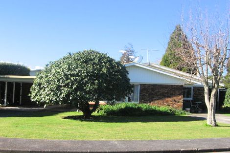 Photo of property in 5 Mccall Place, Opaheke, Papakura, 2113