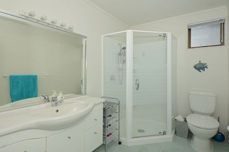 Photo of property in 12 Eureka Place, Parahaki, Whangarei, 0112