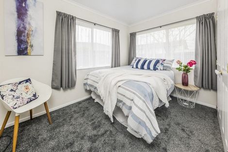 Photo of property in 5 Reyland Close, Weymouth, Auckland, 2103