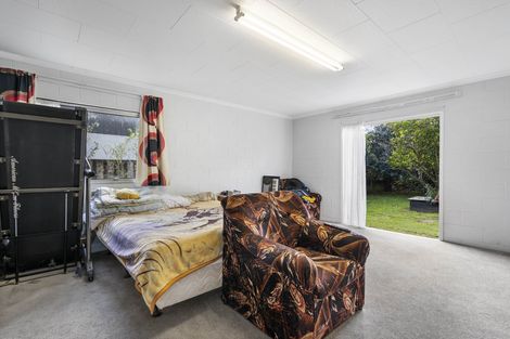 Photo of property in 123 Beach Road, Pahurehure, Papakura, 2113