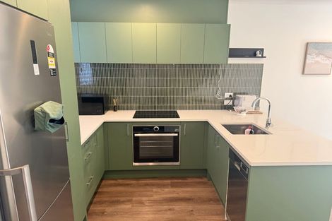 Photo of property in 18 Rara Lane, Manukau, Auckland, 2104