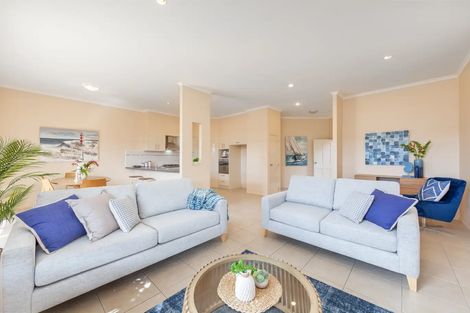 Photo of property in 102 Nautilus Drive, Gulf Harbour, Whangaparaoa, 0930