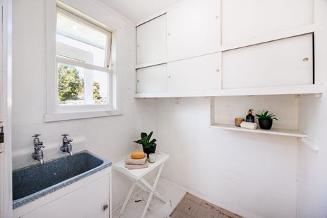 Photo of property in 34 Long Melford Road, Awapuni, Palmerston North, 4412