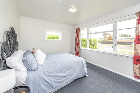 Photo of property in 54 Polson Street, Castlecliff, Whanganui, 4501