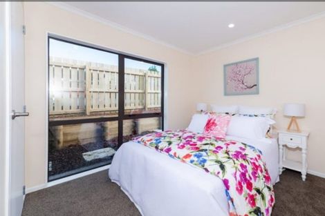 Photo of property in 22a Kamara Road, Glen Eden, Auckland, 0602