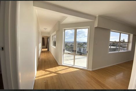 Photo of property in 50 Marriott Road, Pakuranga, Auckland, 2010