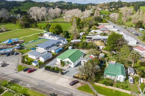 Photo of property in 12 Franklin Road, Paparoa, 0571