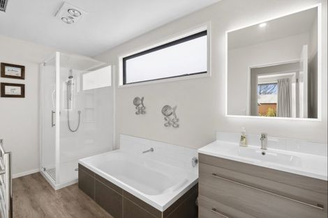 Photo of property in 20 Pohutukawa Place, Pohara, Takaka, 7183