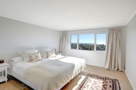 Photo of property in 17 Palmer Place, Taieri Beach, Taieri Mouth, 9091