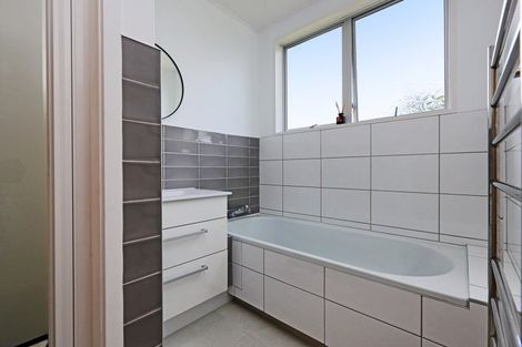 Photo of property in 3 Laurent Place, Greenmeadows, Napier, 4112