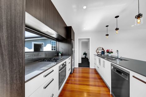 Photo of property in 20 Waimea Street, Westown, New Plymouth, 4310